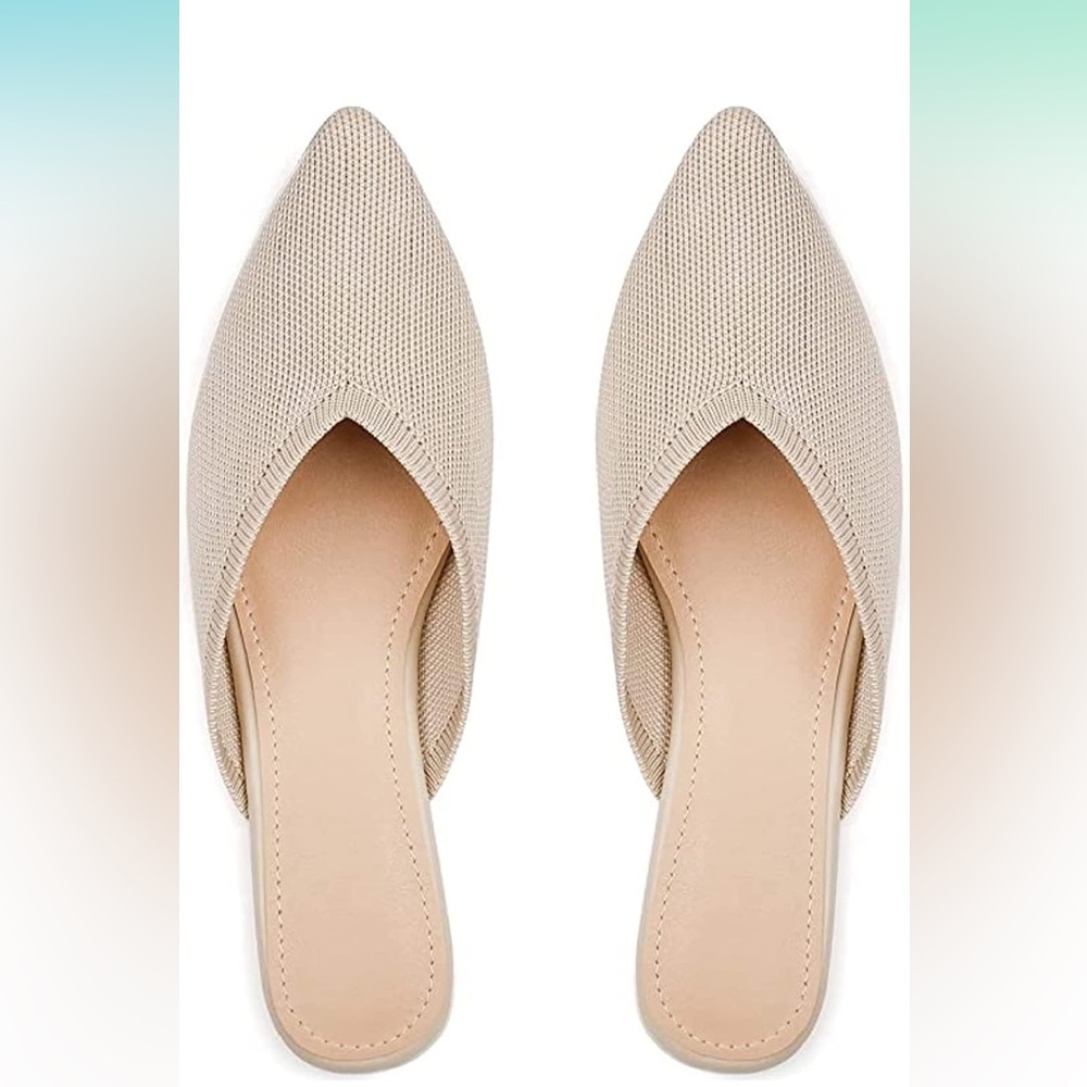 NWOT never worn flats